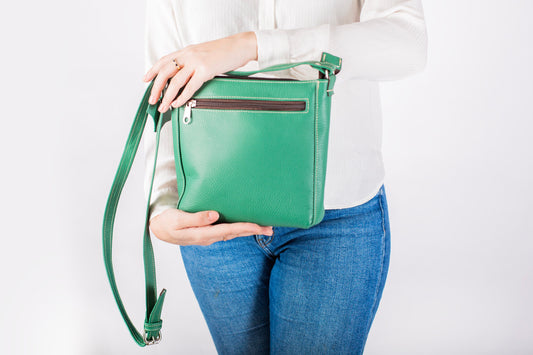 Crossbody Bag in Full-Grain Leather